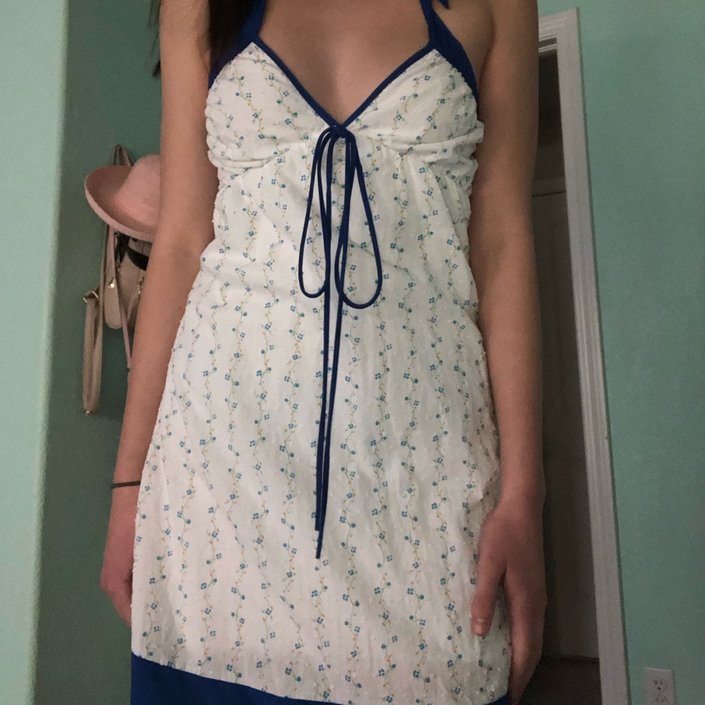 Vintage Flowery Style Dress